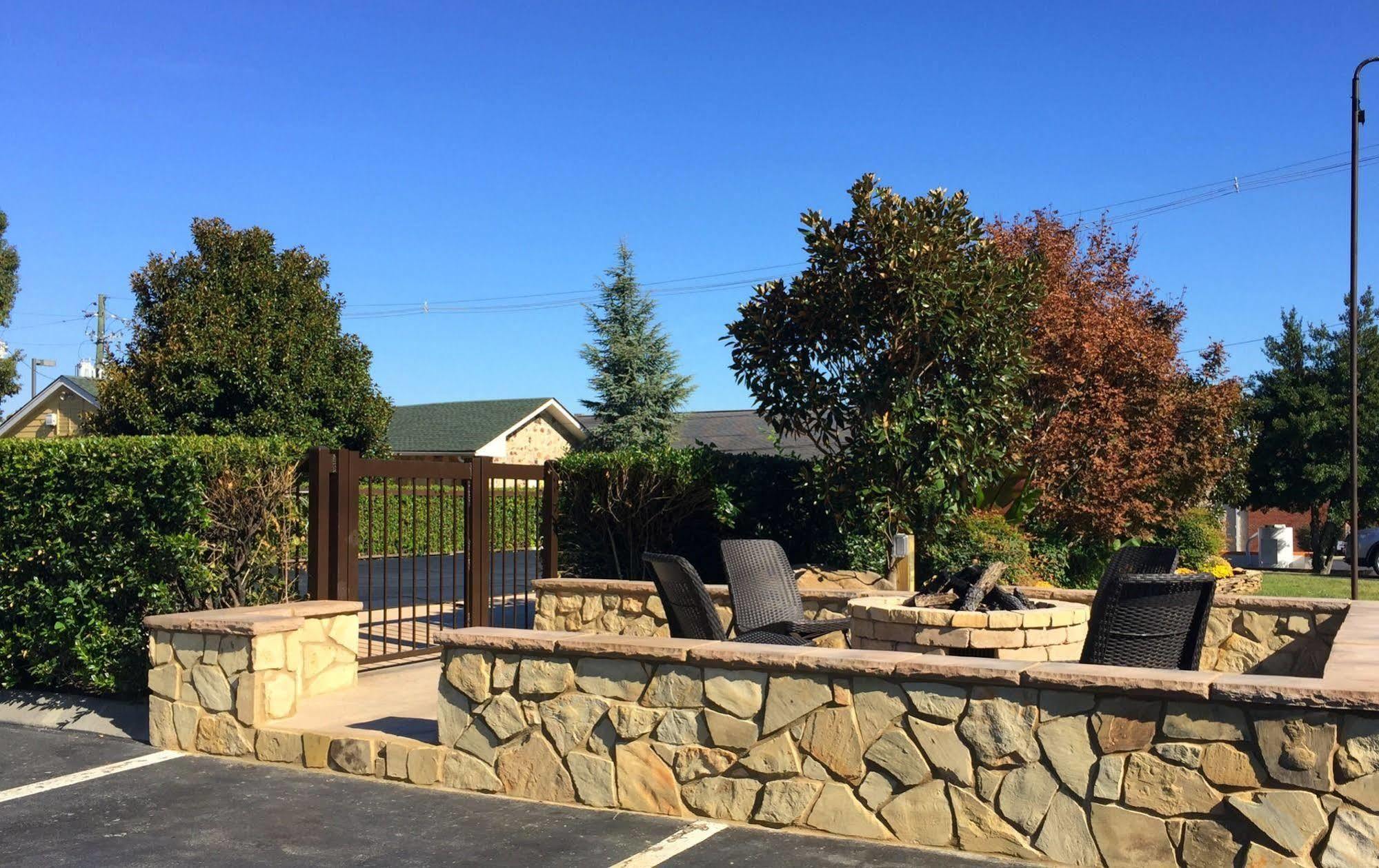 Baymont By Wyndham Sevierville Pigeon Forge Exterior foto